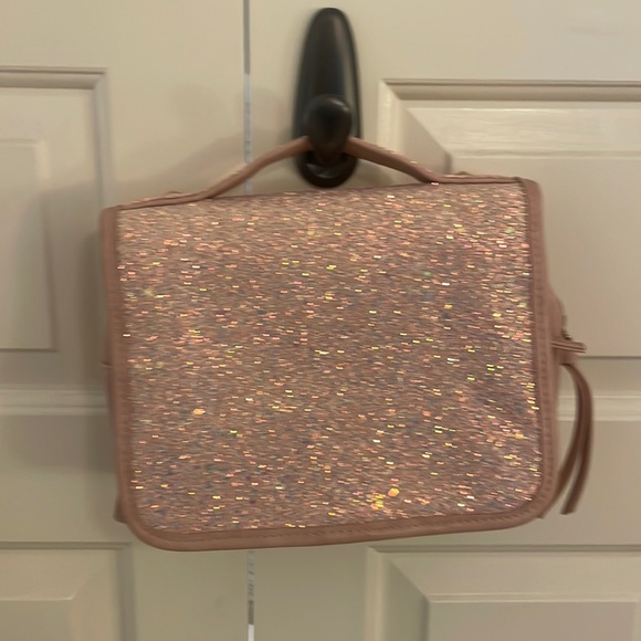 Sephora travel toiletry case - Picture 1 of 4